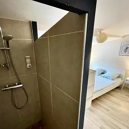 Chez Lena - T2 Cosy & Equipe - Proche Cite Medievale Apartment *