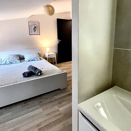 Apartment Chez Lena - T2 Cosy & Equipe - Proche Cite Medievale Carcassonne