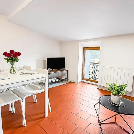 Apartment Chez Lena - T2 Cosy & Equipe - Proche Cite Medievale *